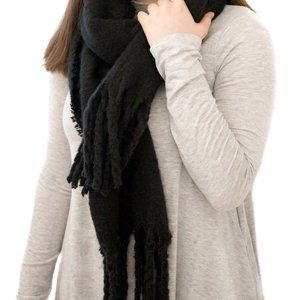 Tassel scarf